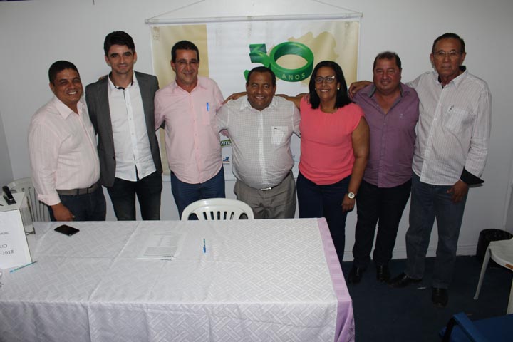 Prefeitos_da_regi&atilde;o_estiveram_presentes_na_elei&ccedil;&atilde;o_da_Amurc.jpg