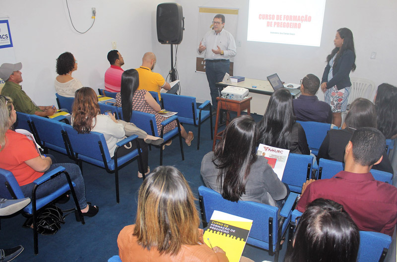 1º-dia-do-Curso-de-Formação-de-Pregoeiro2.jpg