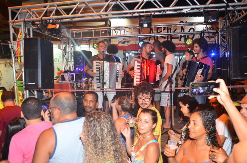 Crédito das Fotos de Kleber Lobo Ag FPontes 2004 (4).jpg