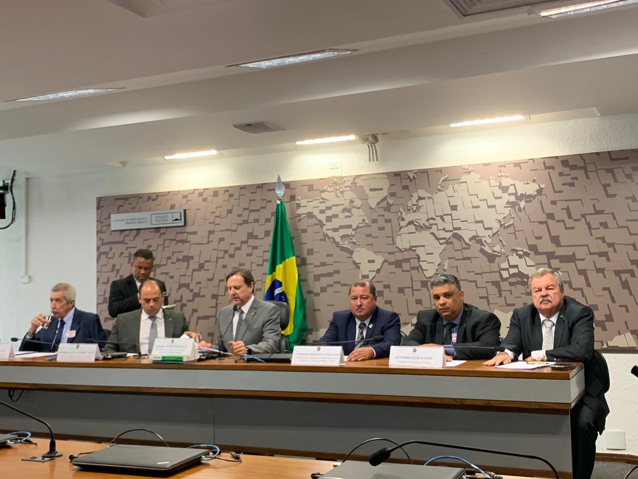 Participação do presidente da Amurc, do Consórcio CIAPRA e o diretor da Ceplac em Audiência Pública nesta terça-feira, no Senado.jpeg
