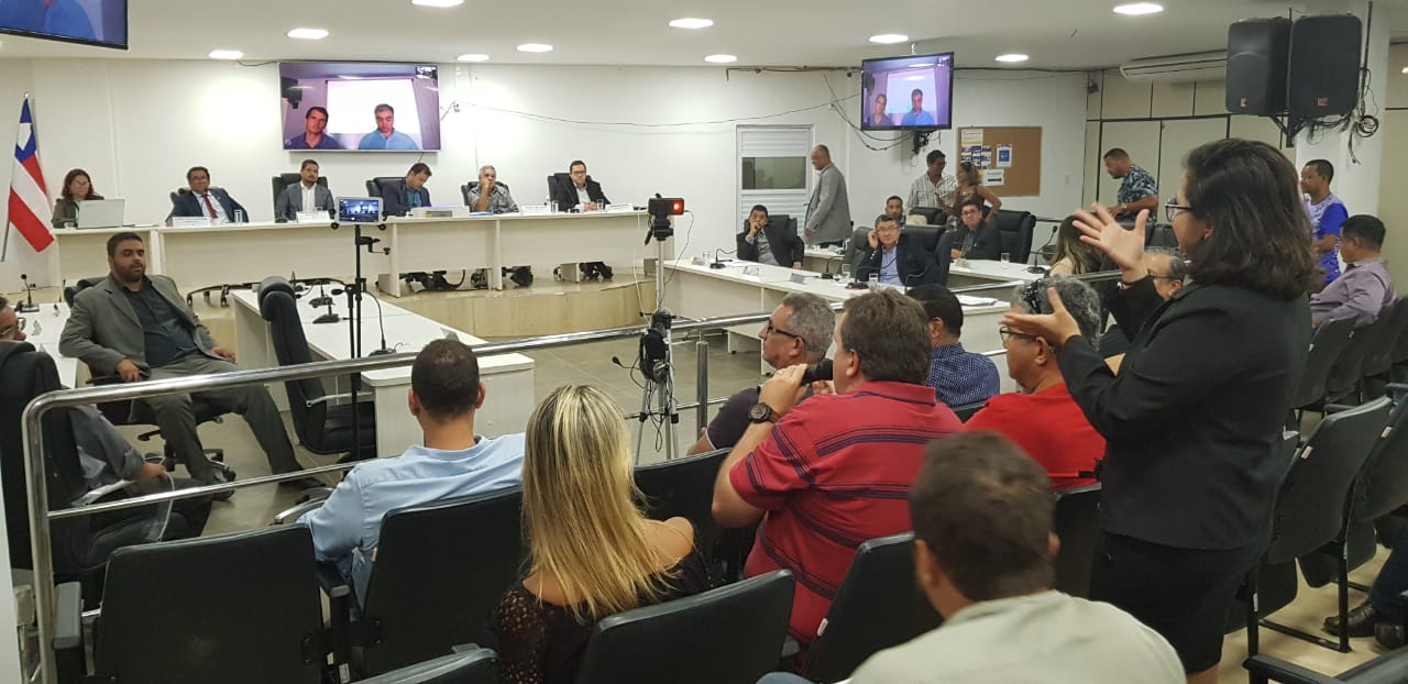 AUDIÊNCIA NA CÂMARA DE VEREADORES DE ITABUNA FOTO VIVIANE CABRAL.jpeg