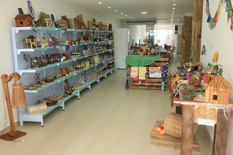 Loja do Cesol em Itabuna reúne diversidade da economia solidária do Sul da Bahia.JPG