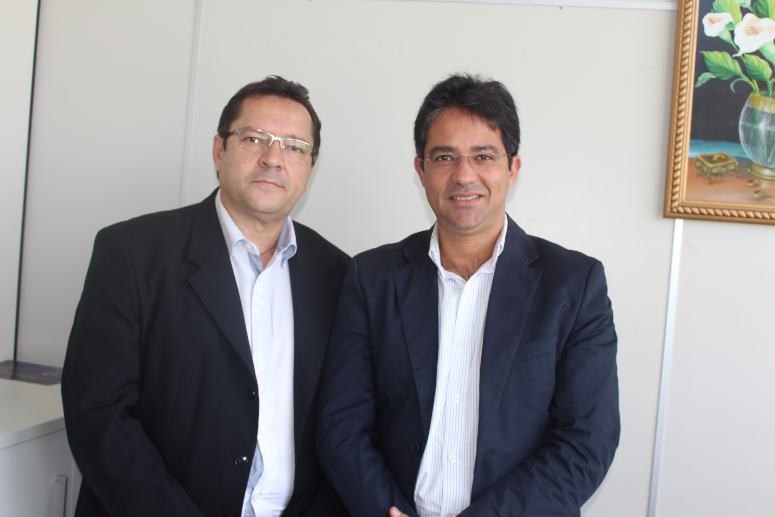 Luciano Veiga e Alessandro Santana conduzem o painel Elaboração de Projetos para Captação de Recursos.JPG