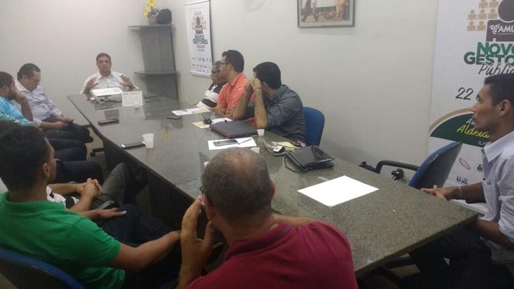 O presidente do Cons&oacute;rcio Lenildo Santana destaca os benef&iacute;cios do projeto para a regi&atilde;o